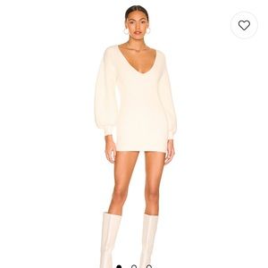 Riley Tunic Sweater in Ivory
MAJORELLE